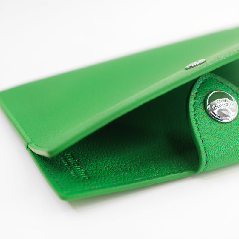 LEATHER PASSPORT HOLDER GREEN BAMBOO